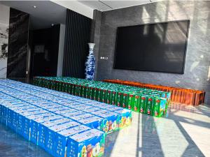 一份中秋禮，傳遞公司愛。